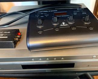 5 disc DVD/CD player, Nano S Controller