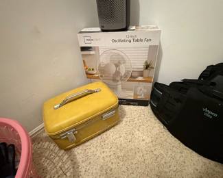 Fan, Vintage vanity case