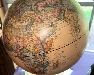 Light up Globe