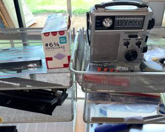 Office items, Portable Am Fm Radio