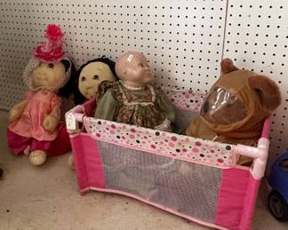 DOLLS, ASTRONAUT BEAR
