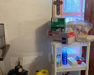 ICE CREAM MAKER, KNIFE SET