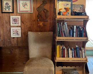 DISPLAY RACK, BOOKS