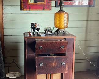 OLD STEREO, MCM LAMP