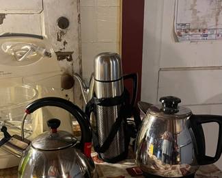 STAINLESS COFFEE POTS