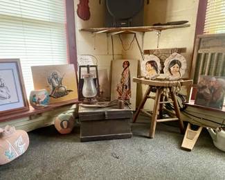 SOUTHWEST DECOR