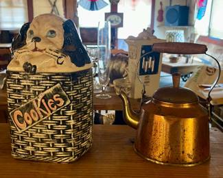 MCCOY PUPPY IN BASKET COOKIE JAR, COPPER KETTLE