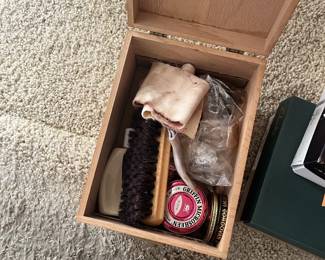 shoeshine kit