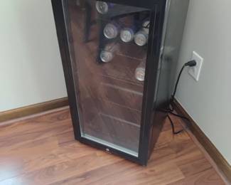 Beverage cooler