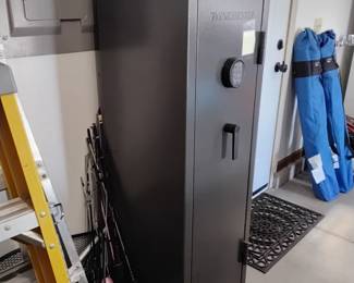 Gun safe