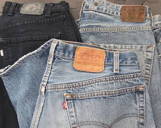 Lot #87 - Vintage Levi's 501 Blue Denim Jeans, SilverTab Black Denim Jeans & Authentics Signature Lot - Men's 34/32