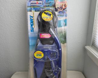 Lot #58 - Ironman Powerflex Adult Snorkeling Set with Mask, Snorkel & Fins