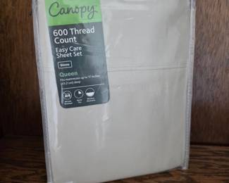 Lot #19 - Canopy 600 Thread Count Easy Care Queen Sheet Set Stone Color