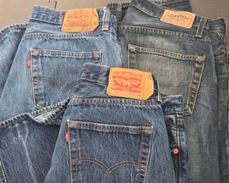 Lot #85 - Levi Strauss & Co. 501 and Signature by Levi Strauss Vintage Blue Denim Jeans, Men's 34x34