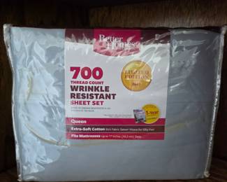 Lot #16 - Better Homes & Gardens Limited Edition 700 Thread Count Wrinkle Resistant Queen Sheet Set