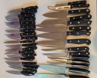 Lot #196 - Huge Stainless Steel Kitchen Knife Set Including Oneida, Chicago Cutlery, Cuisinart, Faberware & More