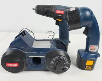 Lot #147 - Ryobi 9.6V Cordless Drill, Flashlight and AM/FM Radio Charger RC960 Combo Power Tool Set