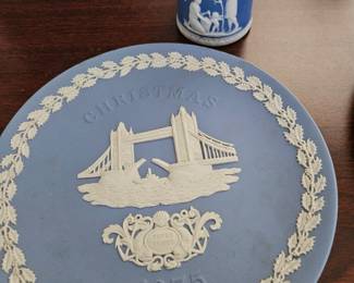 Wedgwood Jasperware Tower Bridge 1975 and Cup