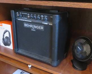 Behringer amp