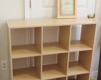 Storage cubby