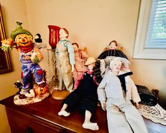 MARK TWAIN, AND DOLLS