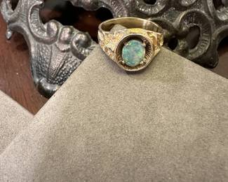 Extraordinary Gent's Opal and 14K nugget ring