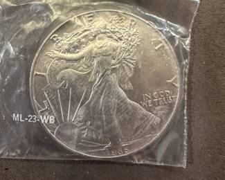 1986 Liberty Silver Dollar Uncirculated