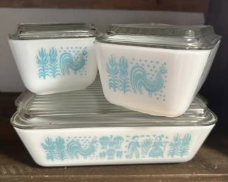 Vintage Pyrex "Amish Butterprint"