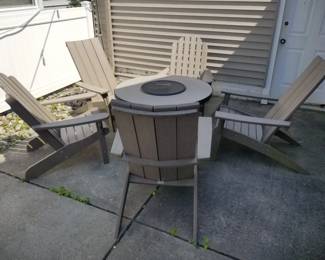 BREEZESTA Patio conversation set with firepit