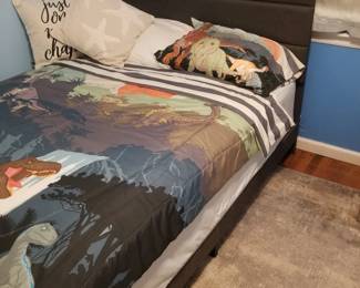 Double/full bed