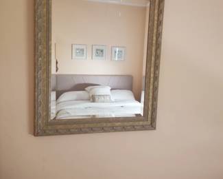 Wall mirror