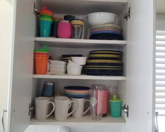 Dishes and mugs