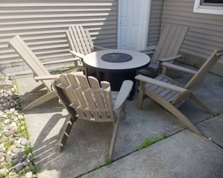BREEZESTA Patio conversation set with firepit