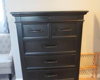 6-drawer tall dresser/chest. Matches bedroom set.