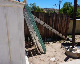 Aluminum step & extension ladders