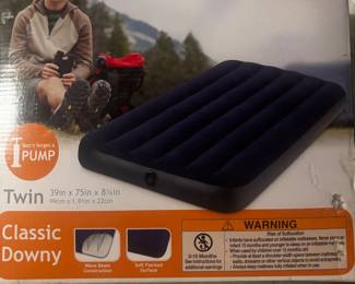 NIB twin air mattress