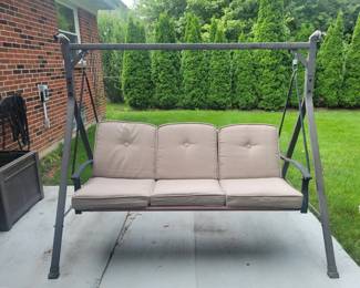 3 seat swing with cushion