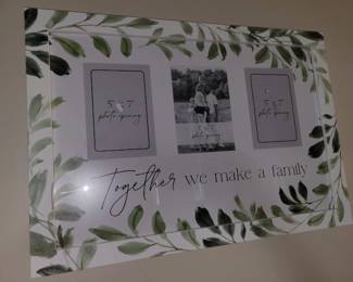 3 5x7   Green leaf frame