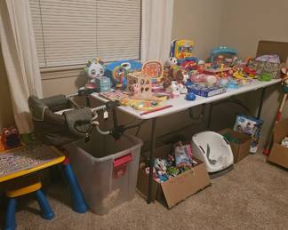 So many toys!  Mostly like new or New