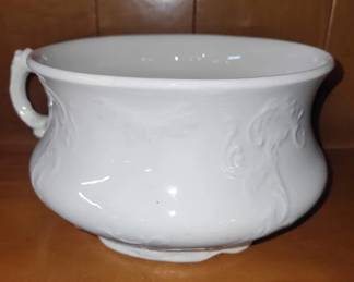  Antique Chamber pot