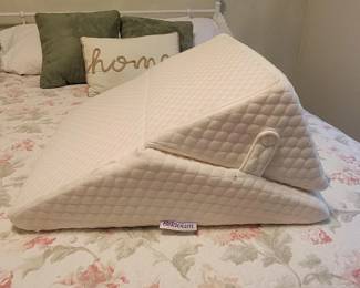 Bekweim Memory Foam Bed Wedge Pillow