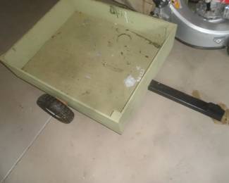Tow behing lawn cart