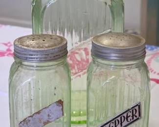 Uranium glass hoosier jars
