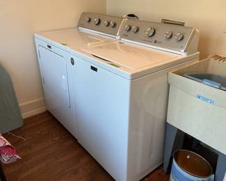Maytag washer and dryer. Presale $100 each