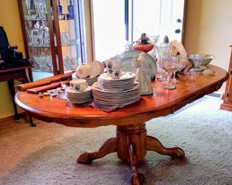 Oak Paw/Pedestal Dining Table with Leaves.