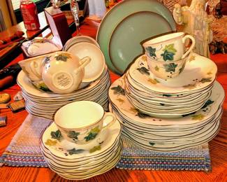 Mikasa "Ivy Patch" 7 place Setting.