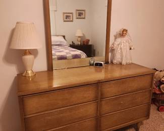 MCM Bassett dresser with mirror