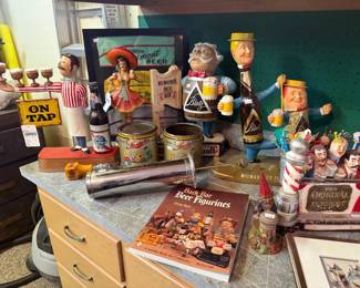 Beer Memorabilia, Vtg PBR Bartender Figure  