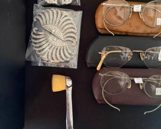 Glasses, Jewelry