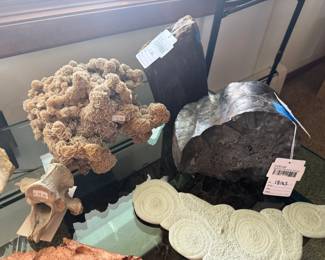 Crystals & Minerals 